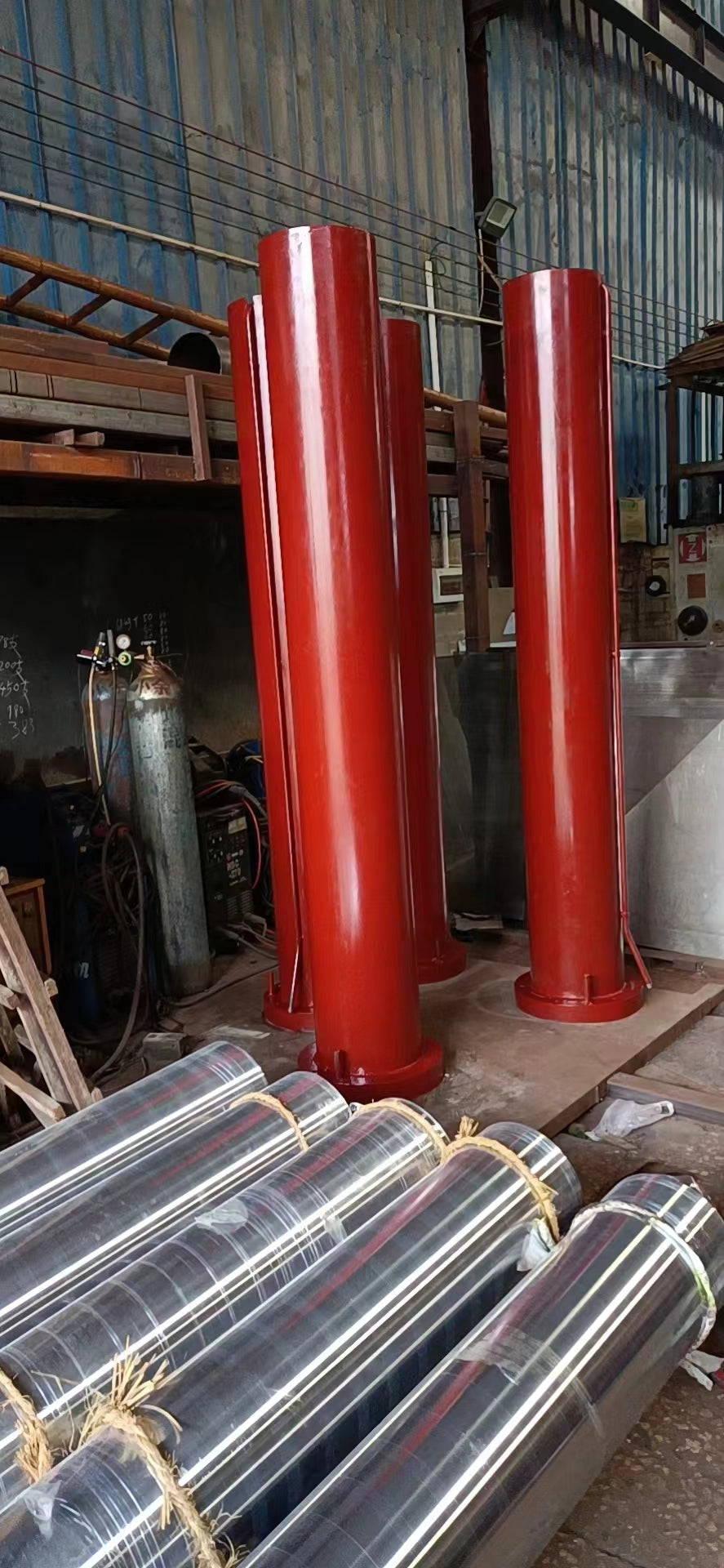 Single Post Hydraulic Car Lift H-Type Arm 1900mm Lifting Height