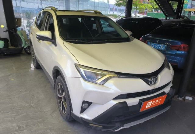 Used 2016 Toyota RAV4 2.0L CVT 2WD Fashion Edition